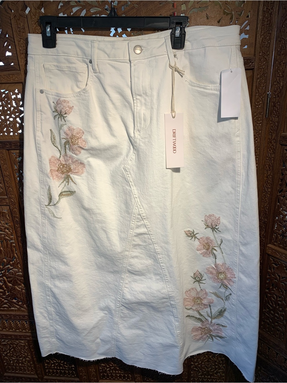 NWT DRIFTWOOD White Denim Skirt with Pink & Green Floral Embroidery